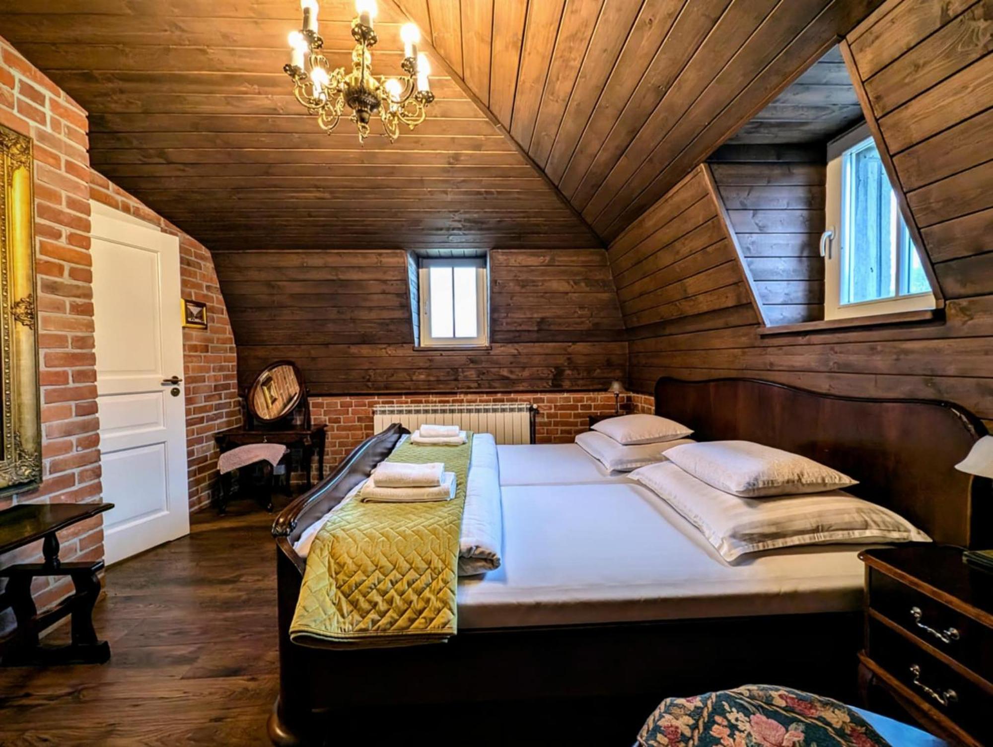 Dworek Atrium Tomaszów Lubelski Eksteriør bilde